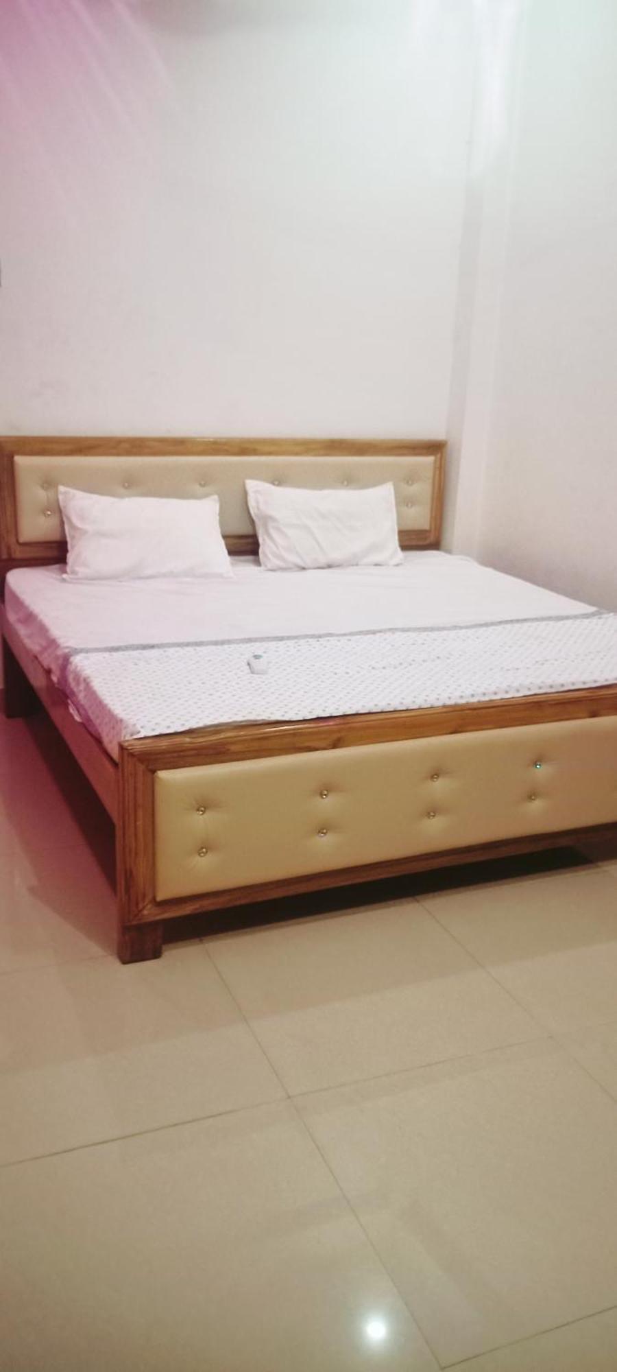 Maa Savitri Gest House Hotel Ayodhya Eksteriør billede
